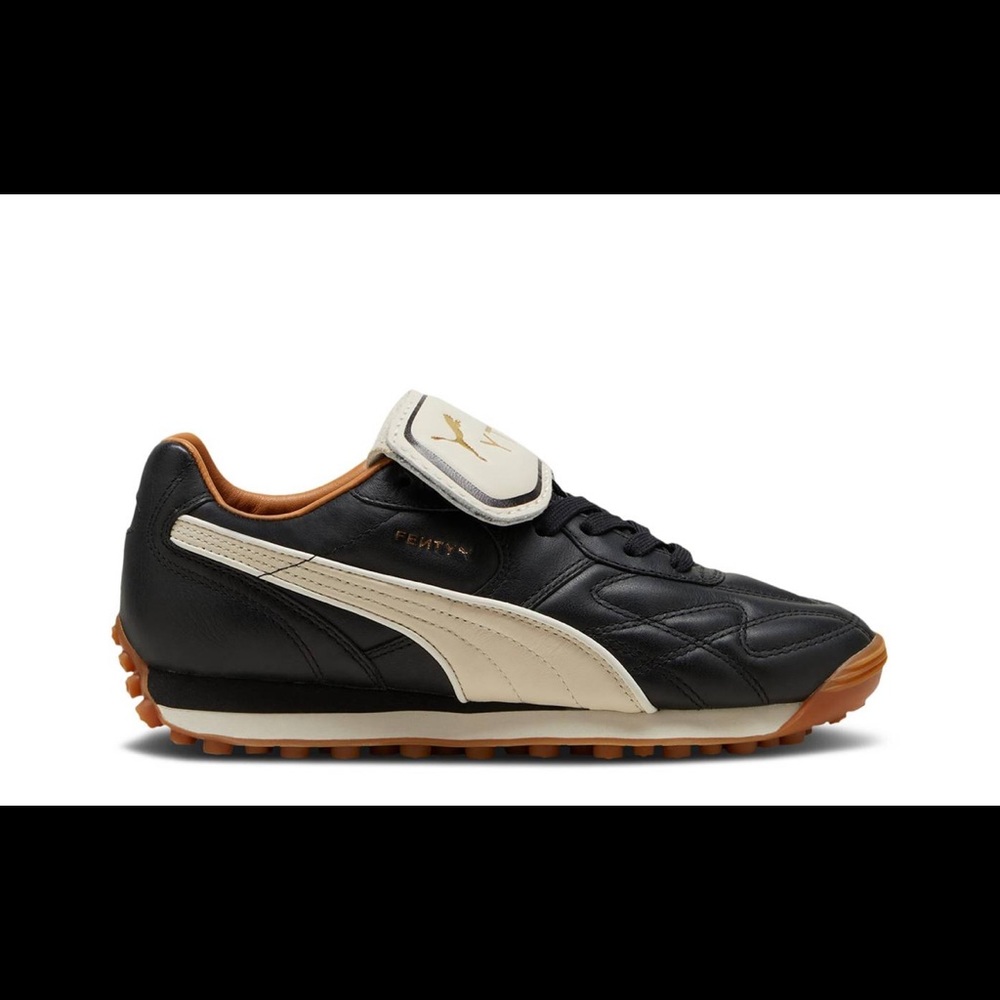 Brand new Puma x Fenty collab sneakers . Brand new never worn size 10.5 mens